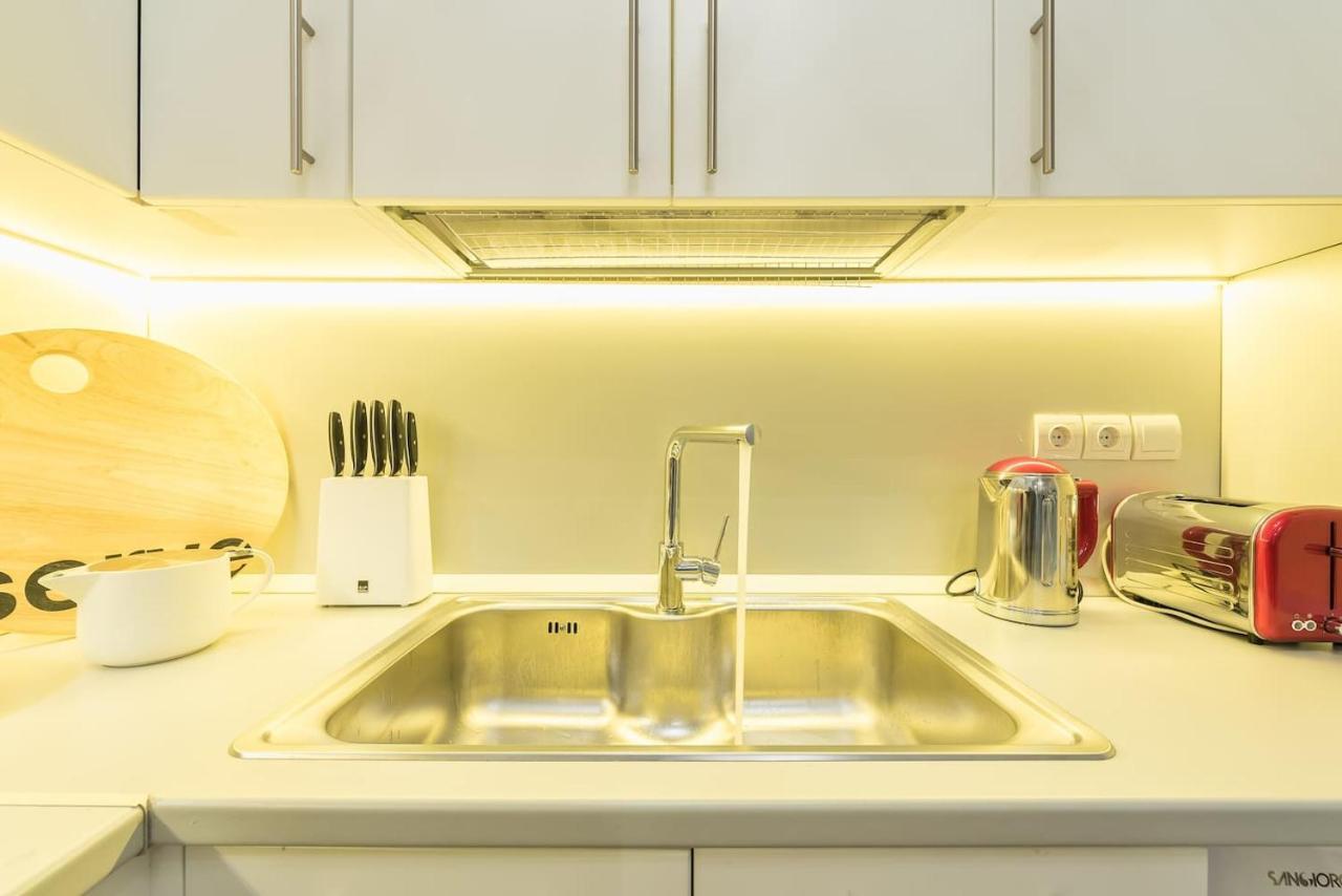 Koukaki Central Apartment เอเธนส์ ภายนอก รูปภาพ